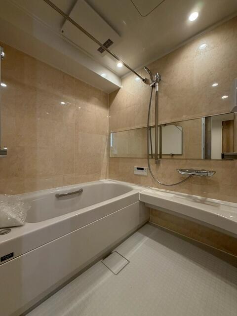 ベイクレストタワー 部屋番号：809 物件写真 2